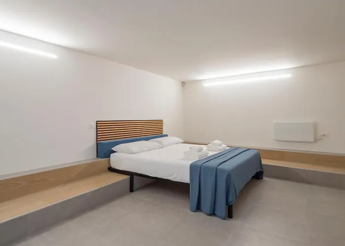 I-host - Chieti 2 Apartment Mailand
